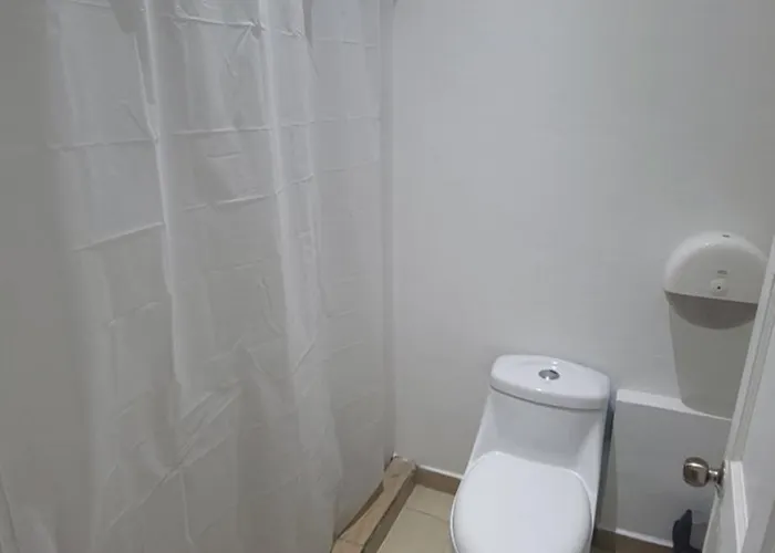 Hotel Surfo House & Tamarindo