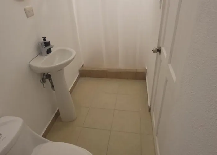 Hotel Surfo House & Tamarindo
