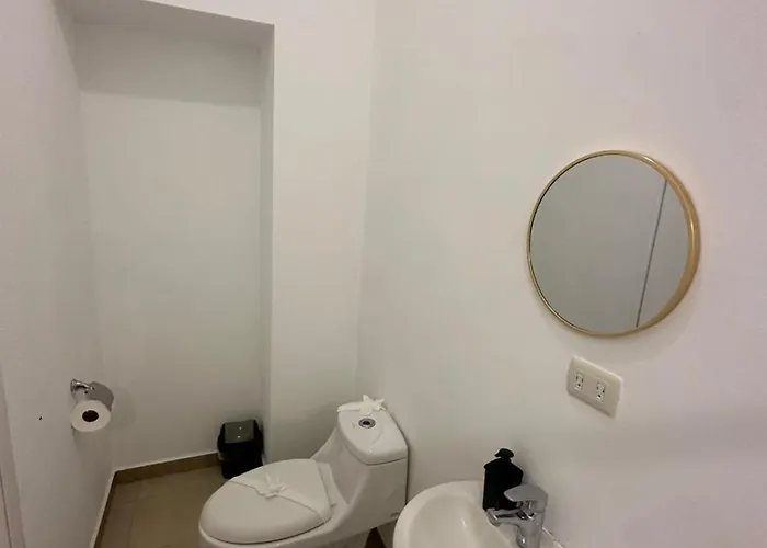 Hotel Surfo House &